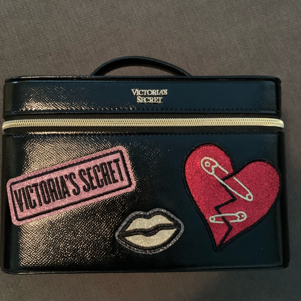 Bag cosmetics VS